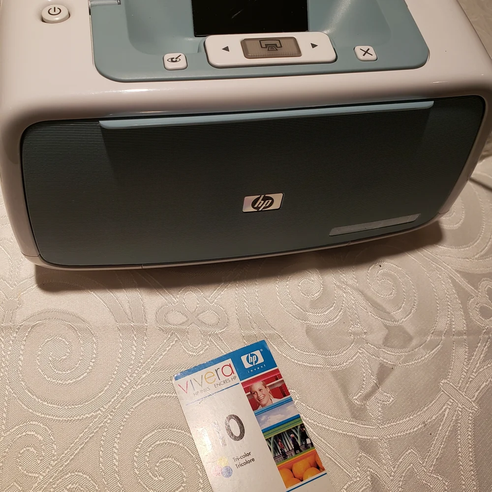 HP Photosmart A522 Compact Photo Printer - Blue